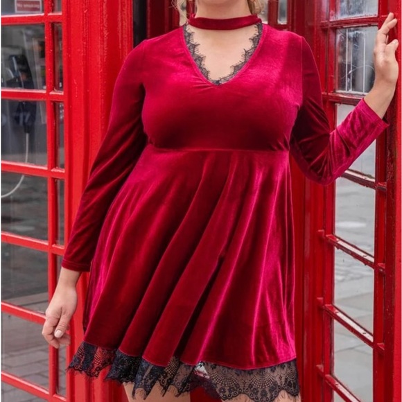 Twice Chic Boutique Dresses & Skirts - NWT|XL-1X| TCB| LOVE FROM LONDON RED VELVET & BLACK LACE SWING DRESS| NEW